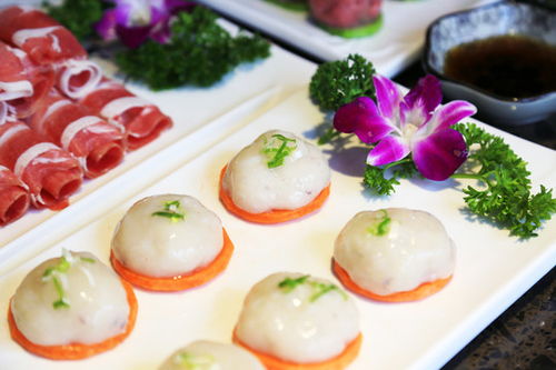 羊肉火锅 冬日暖胃的中国美食图鉴